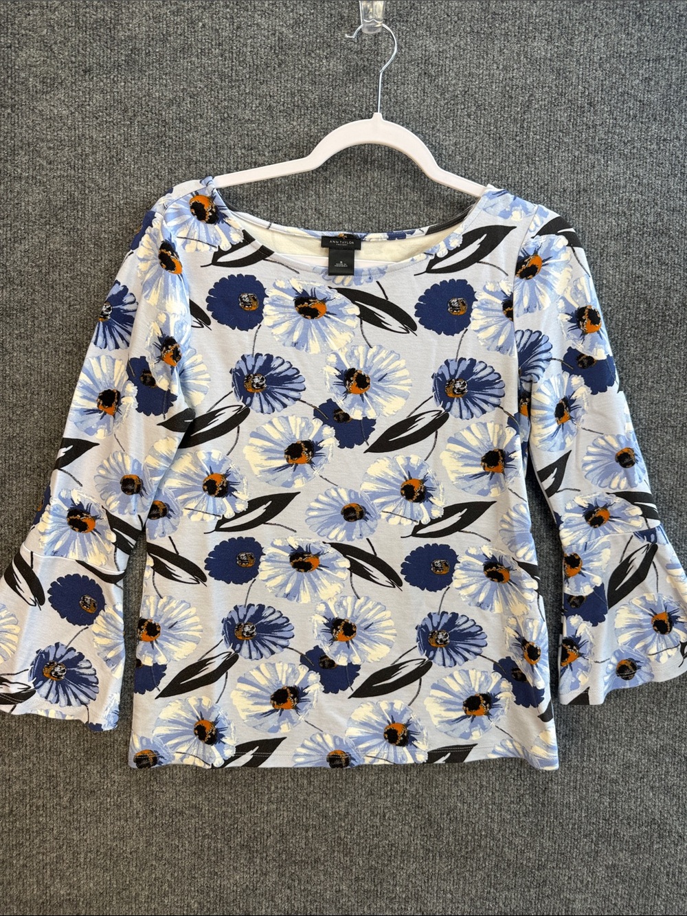 Ann Taylor Blue Floral Flare Sleeve Top Size Small